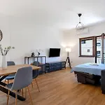 Apartment Lovely In With Wifi Brodarica (Sibenik-Knin)