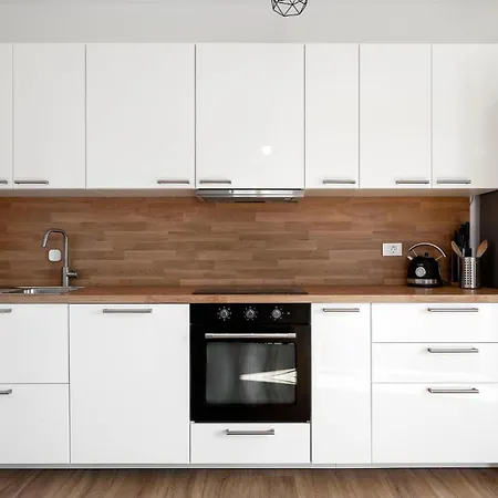 Lovely In With Wifi דירה *