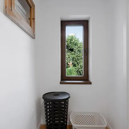 Lovely In With Wifi Apartment