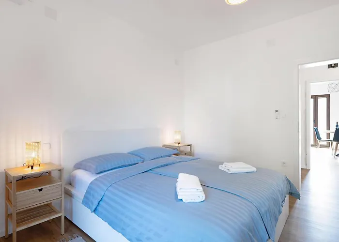 Lovely In With Wifi Apartment